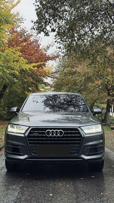 Audi Q7 2016 рік