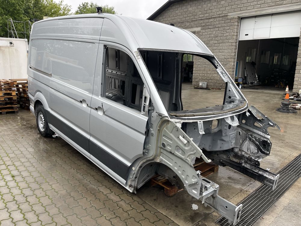 Двері передні праві сірі Volkswagen Crafter 2 MAN TGE
