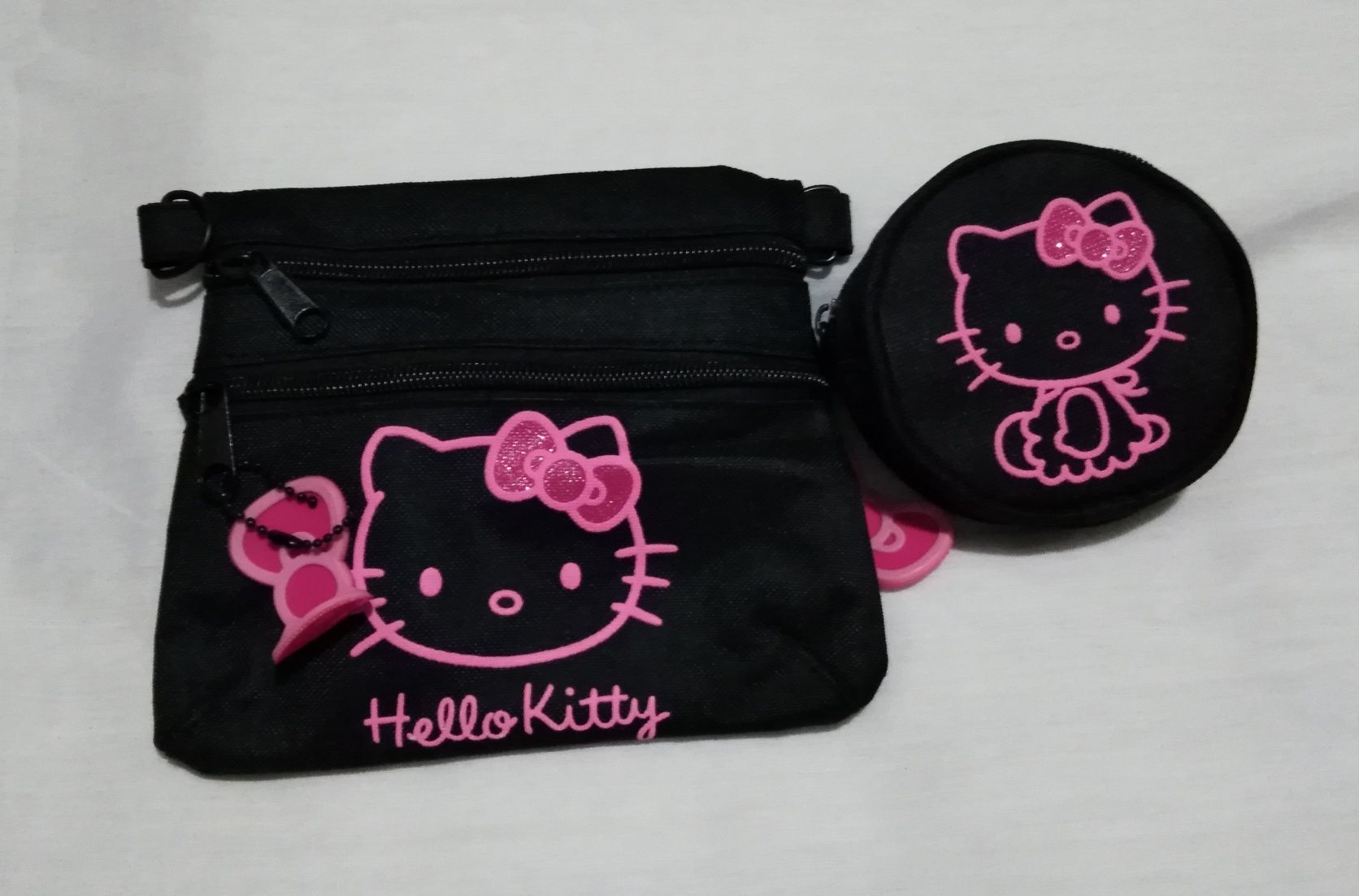 Lote de porta moedas, bolsas, necéssaires, saco e mala da Hello Kitty