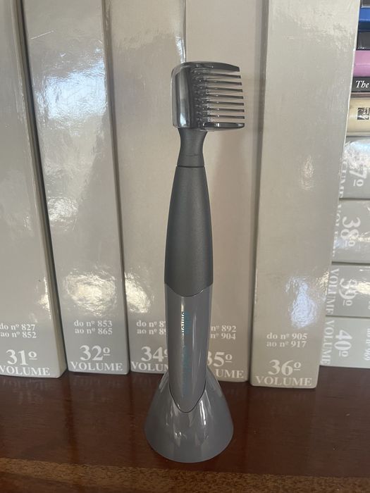 Máquina de barbear BRAUN para patilhas