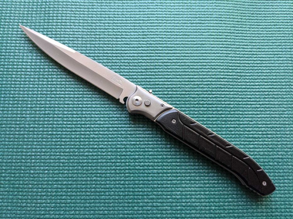 Ніж викидний. автоматичний викидний ніж. нож выкидной