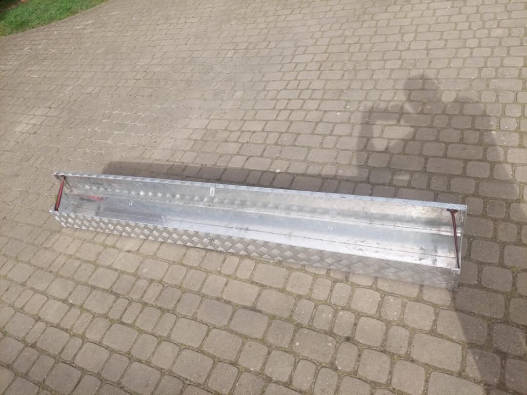 Skrzynia ładunkową 220cm