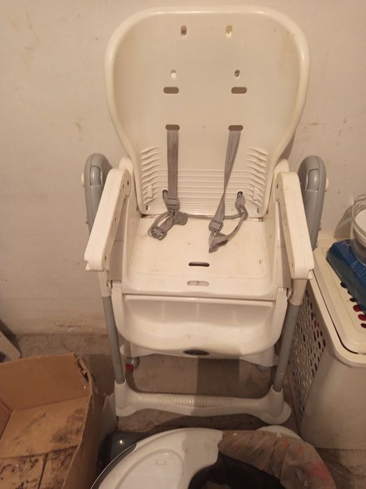 Vendo cadeira de refeição