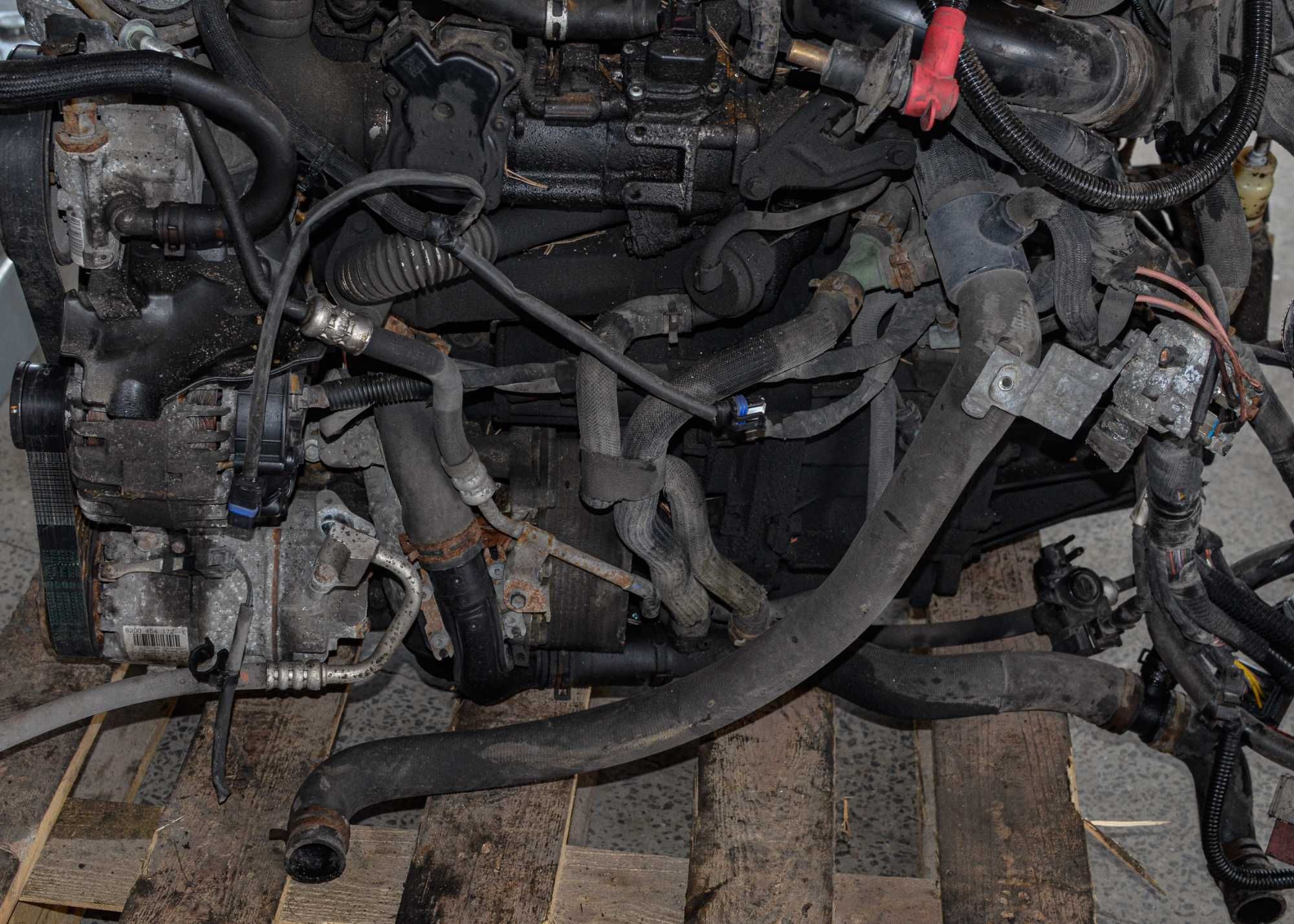 Двигун, мотор EURO 5 Opel Vivaro, Renault Trafic 2.0 dci M9R 630