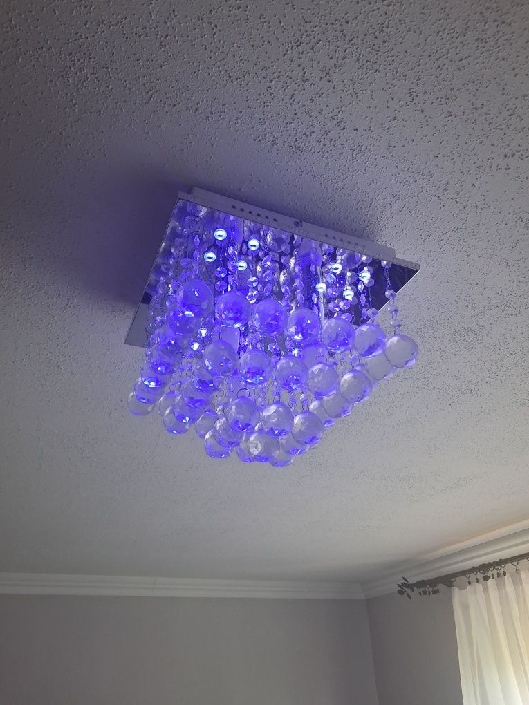 Żyrandol oprawa plafon z pilotem 3 kolory LED + 2 X kinkiet