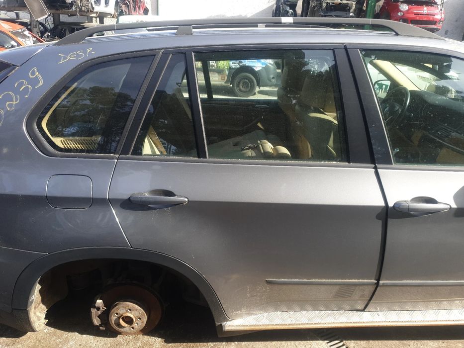 Porta trás direita BMW X5 (E70)