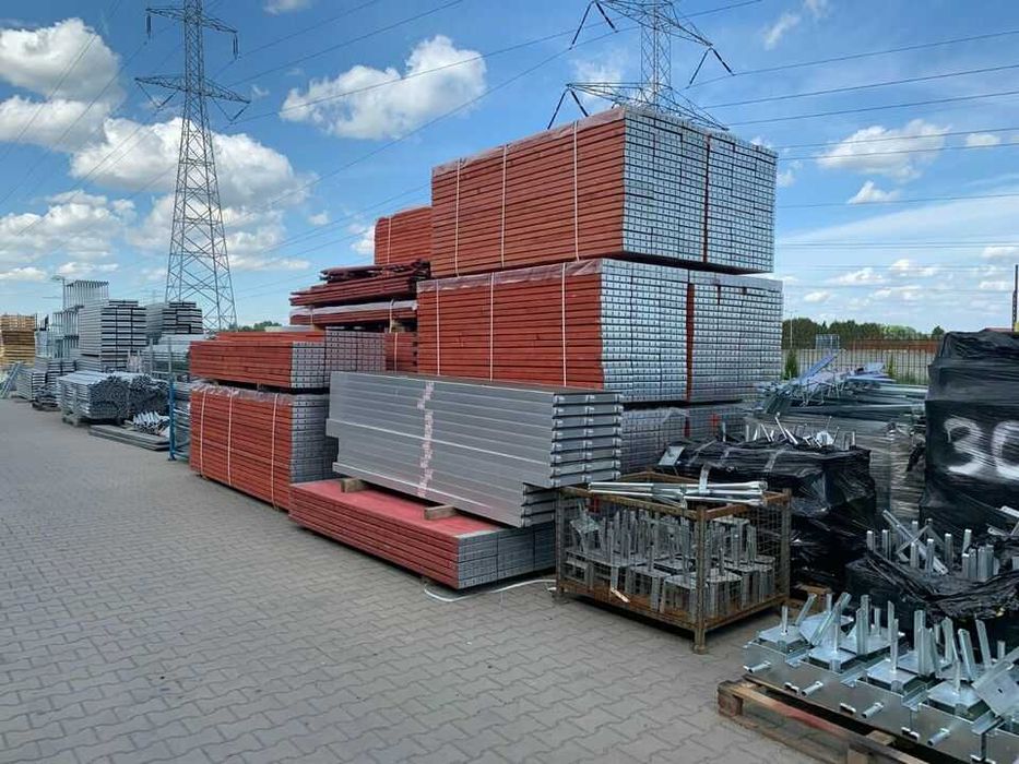 Rusztowanie elewacyjne fasadowe Plettac 10,5x15m NOWE 158m2