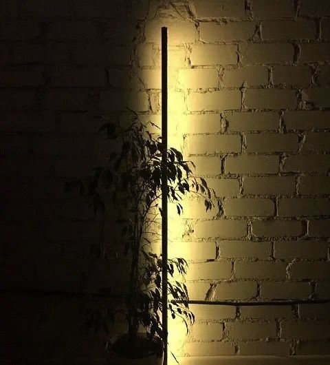 Угловая LED Bluetooth лампа с сенсорным управление приложением