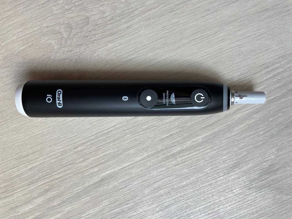 Szczoteczka magnetyczna ORAL-B iO 6 Szary_3003