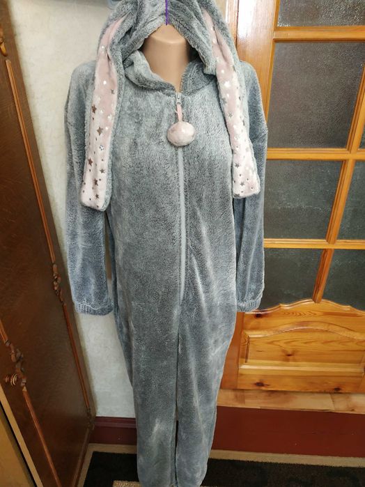 Теплий кігурумі милий заєць з довгими вухами,домашній костюм 48 розмір