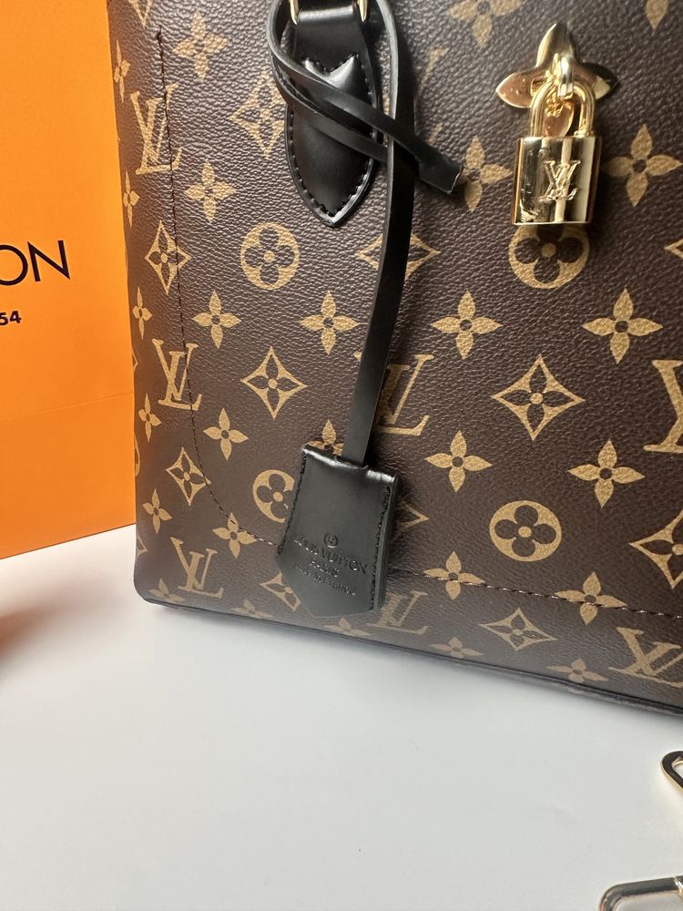 Torebka na ramię shopper LV Louis Vuitton