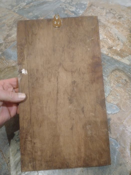 Płaskorzeźba kobieta .