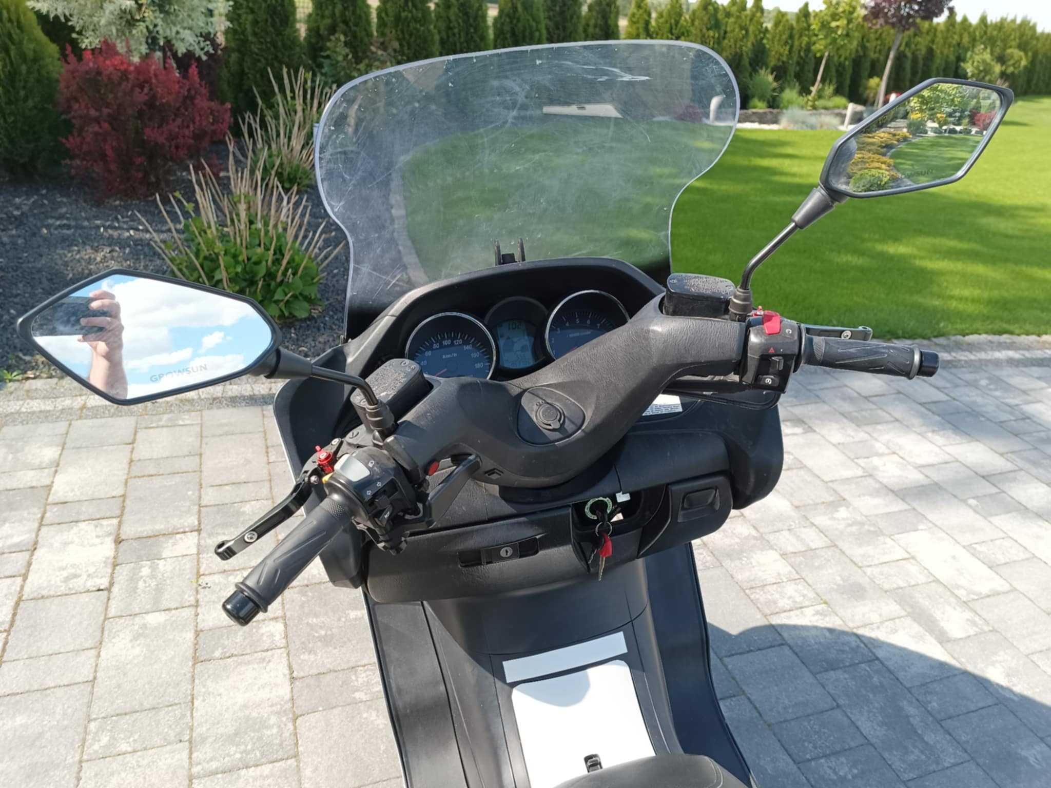 Yamaha Majesty 400 LIFT 2011 r. stan bdb