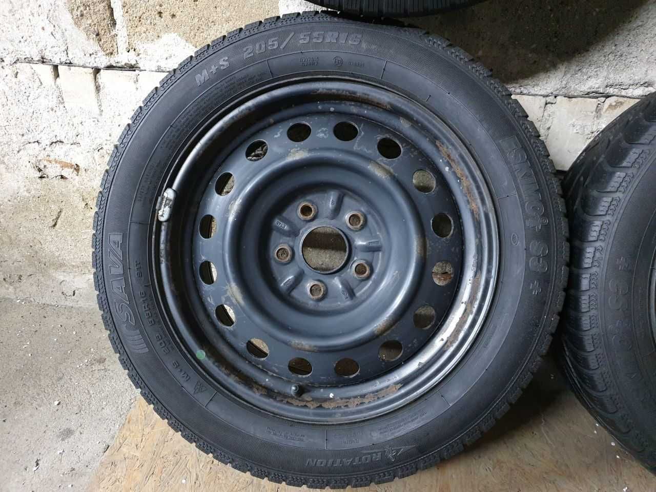 Felgi stalowe Avensis SX4 Sedici R16 5x114,3 6,5JX16H2 ET 45