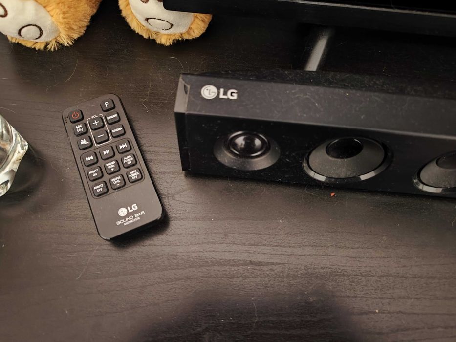 CINEMA SOUND AT HOME! LG SJ3 300W Soundbar + Wireless Subwoofer!64552205060482121