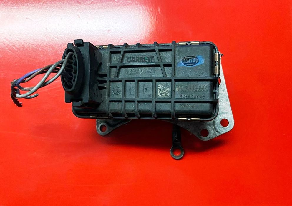 Актуатор турбіни VW Touareg GP Турбина Туарег таурег розборка