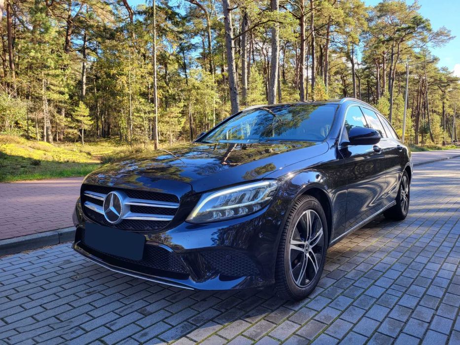 Mercedes-Benz C-Class C 300      2019
