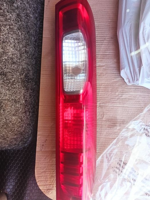 Фара на Renault Traffic