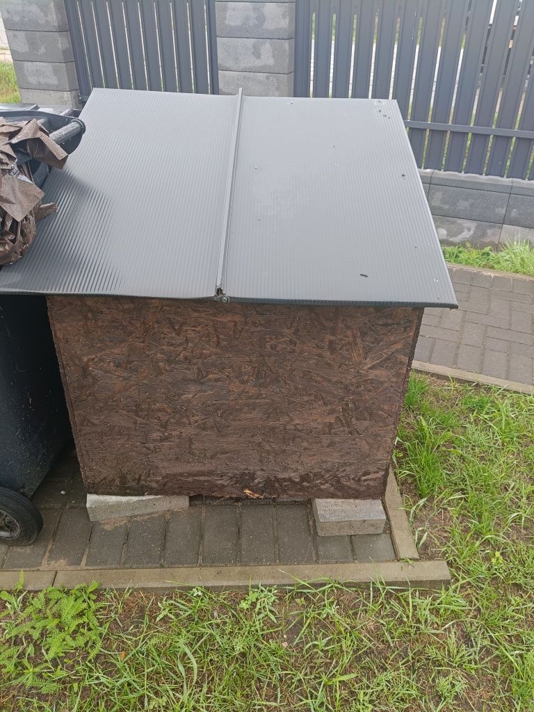 Oddam budę dla Psa
