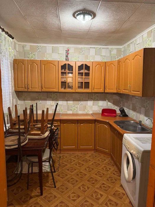 Здам у оренду півбудинку в місті Черкаси (район вул. Казбецька).