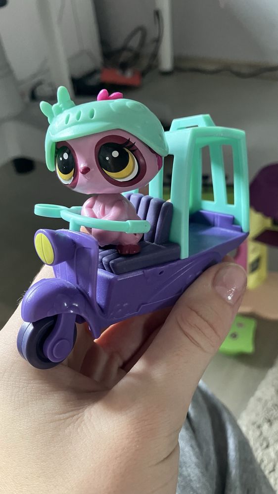 lps littlest pet shop motor motocykl i kask