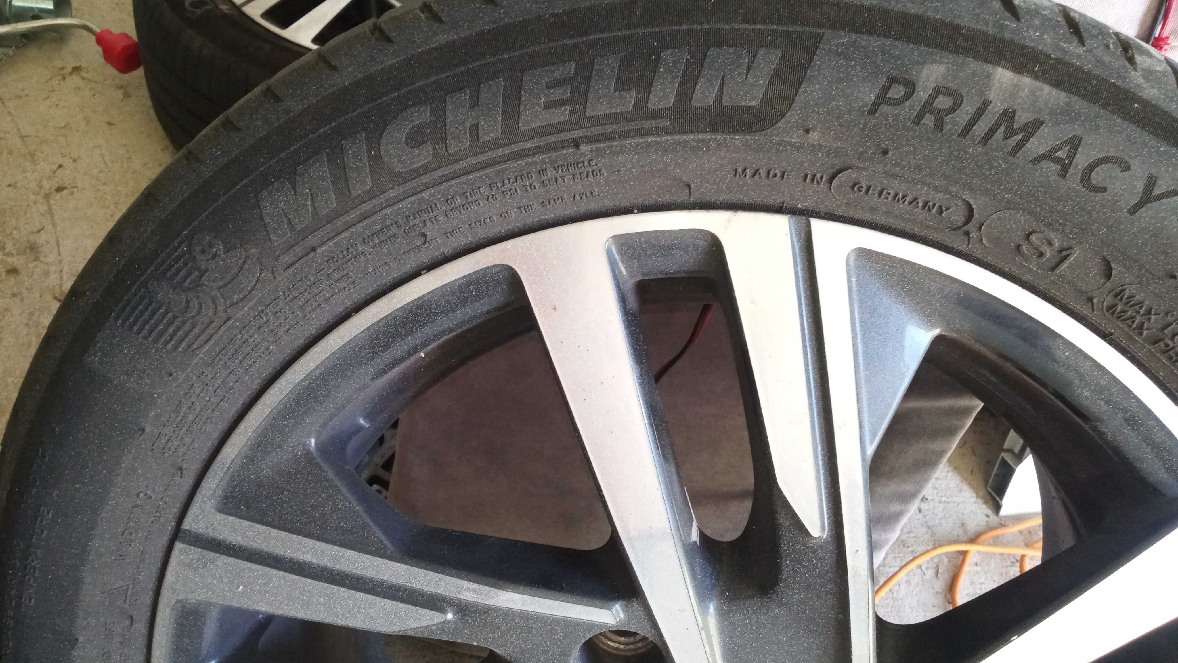 Koła Peugeot 208 OE Michelin