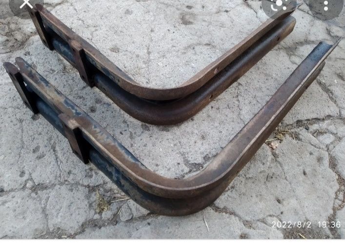 Кронштейн, кріплення, лапи топливного бака 550 л