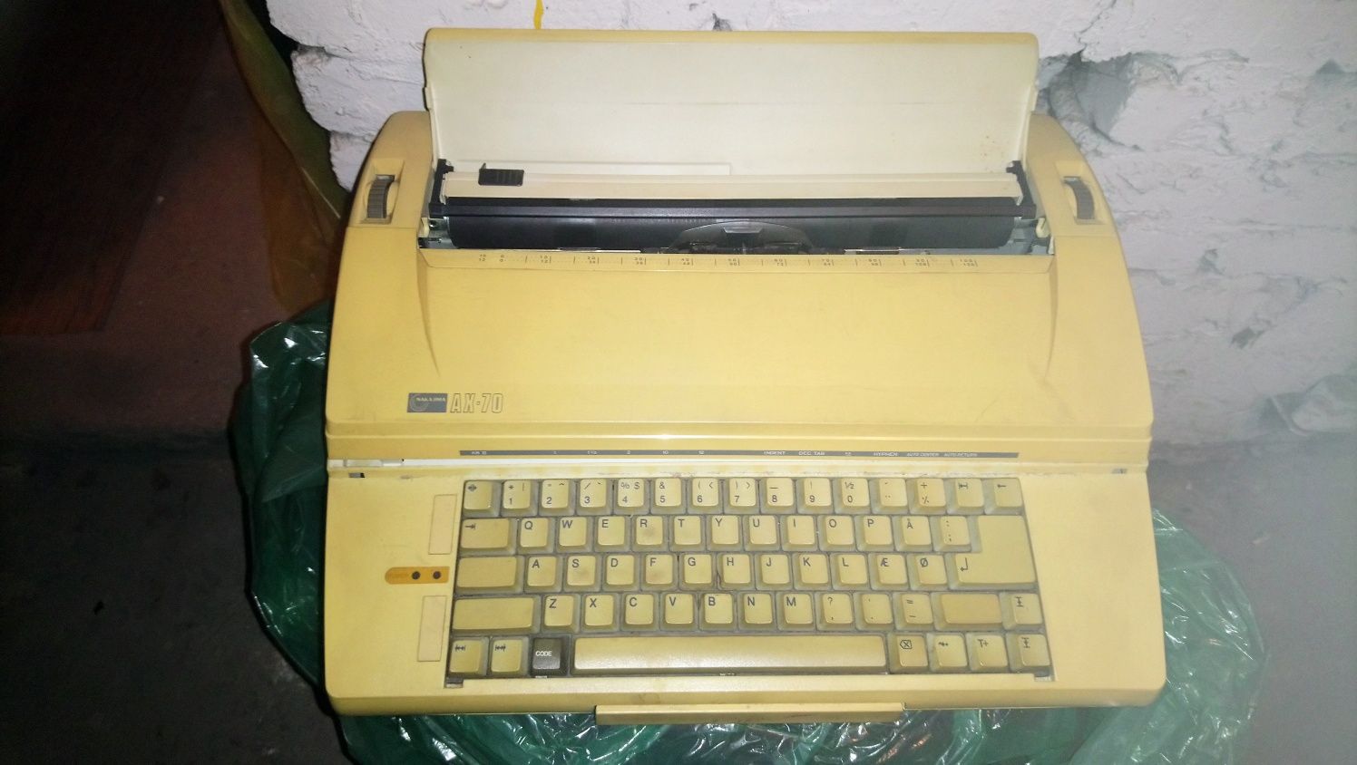 Maszyna do pisania .