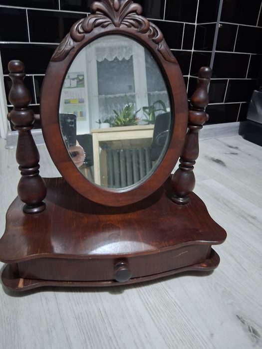 Toaletka stara 1986 r