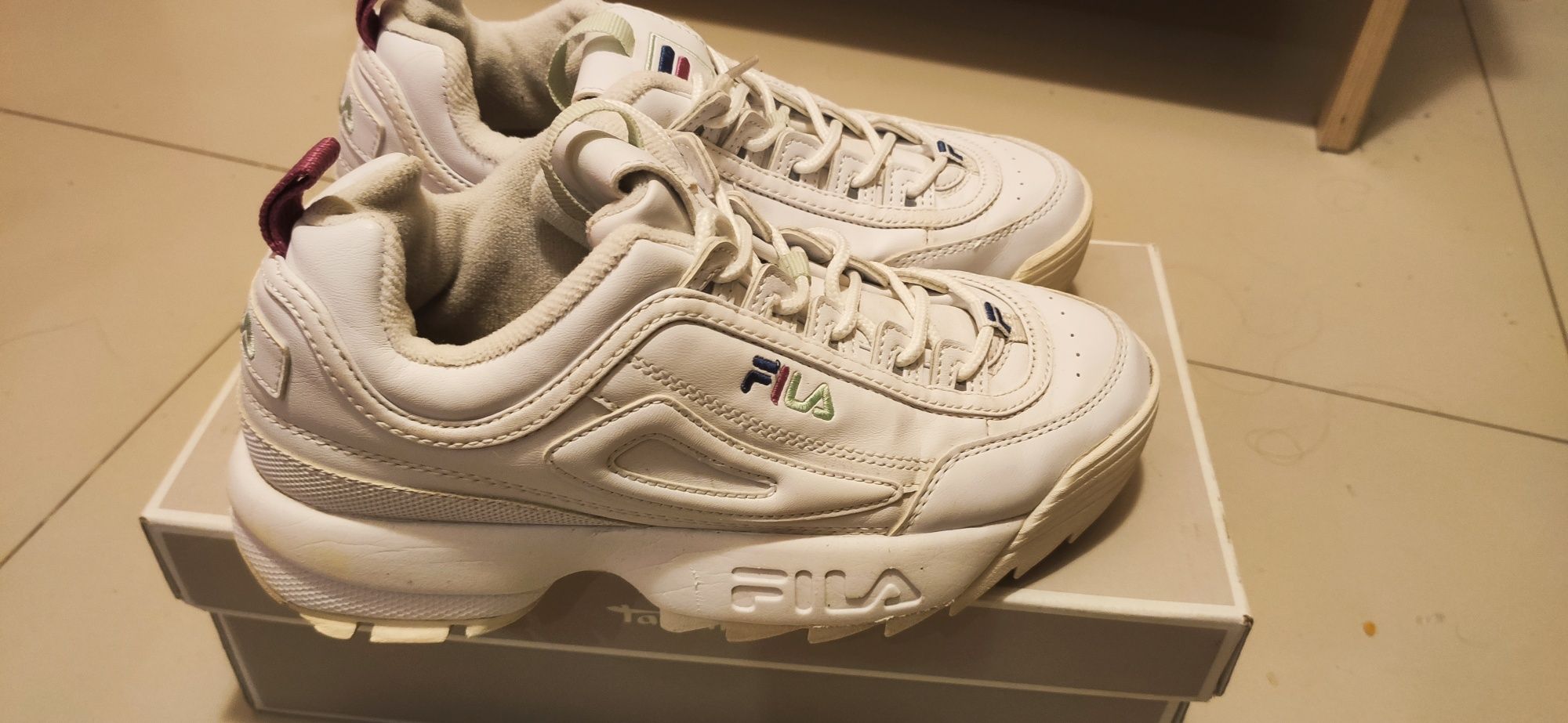 Buty na wysokiej podeszwie Fila Disruptor 37.5