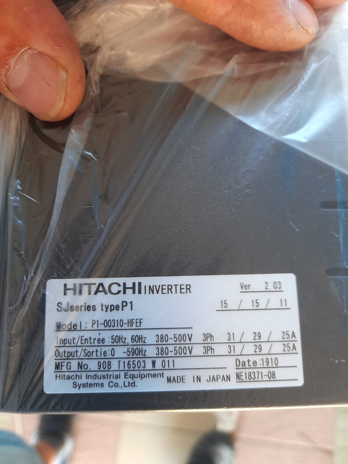 Hitachi falownik 15kW P1-00310-HFEF
