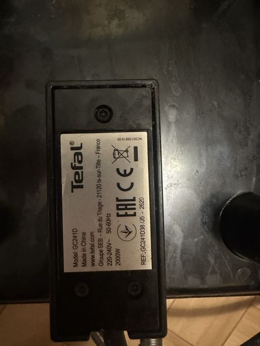 Електрогриль притискний Tefal GC241D38