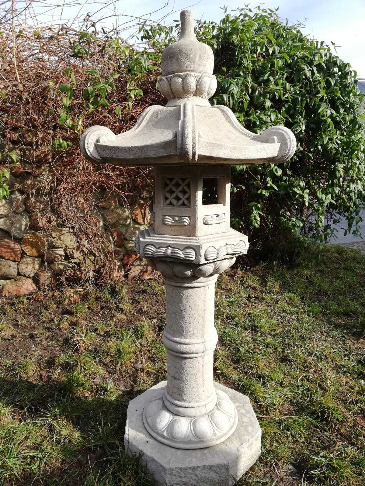 Lampa ogrodowa japońska