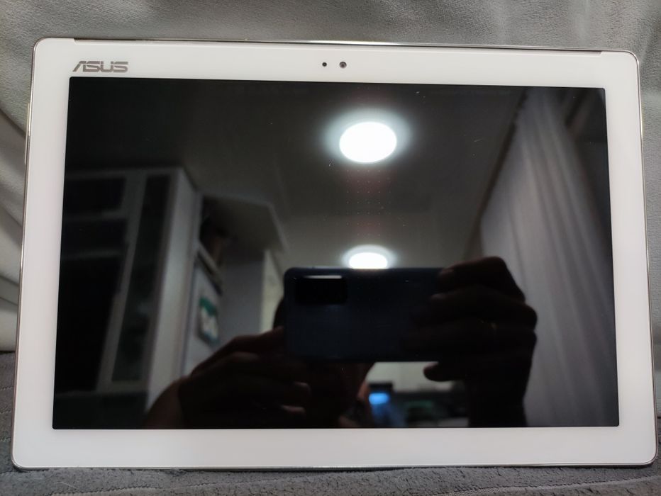 Планшет Asus zen pad 10