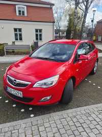 Opel Astra J 1.4 benzyna
