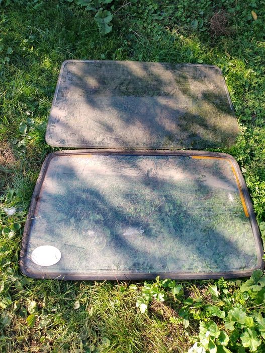 Продам заднє скло на гольф 2