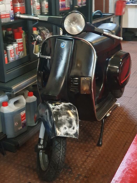 Motorizada  vespa