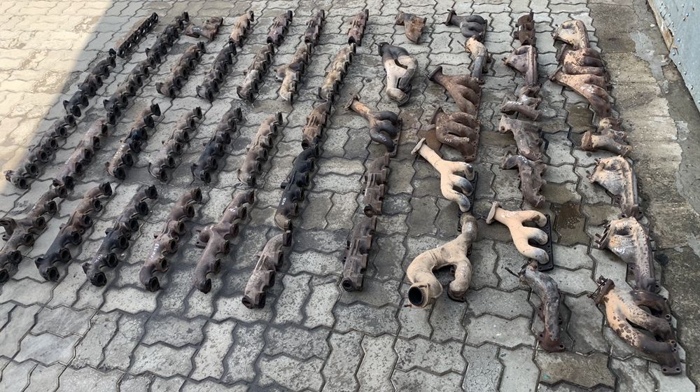 Підсилювач бампера Е39 Бафери Е38 Е36 Шрот Е46 усілітель Е53 Е60