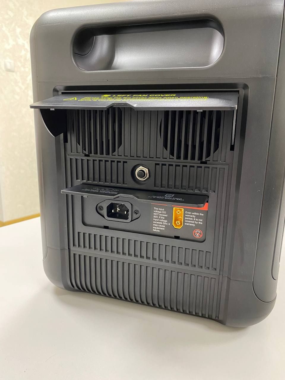 Продам зарядну станцію Fossibot F2400