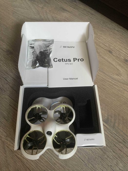 ZESTAW Dron FPV Cetus Pro
