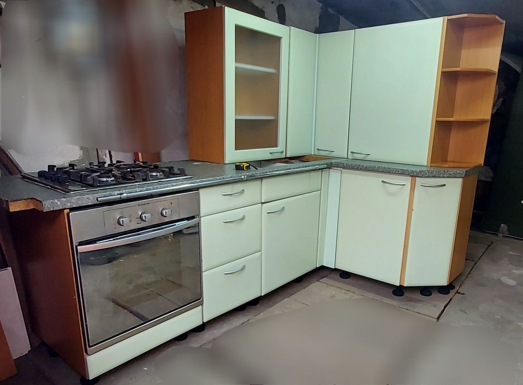 Продам кухню б.у. Доставка