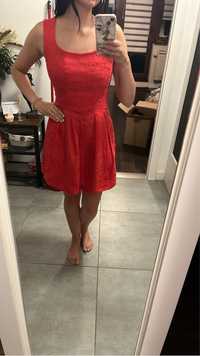 Czerwona elegancka sukienka 34