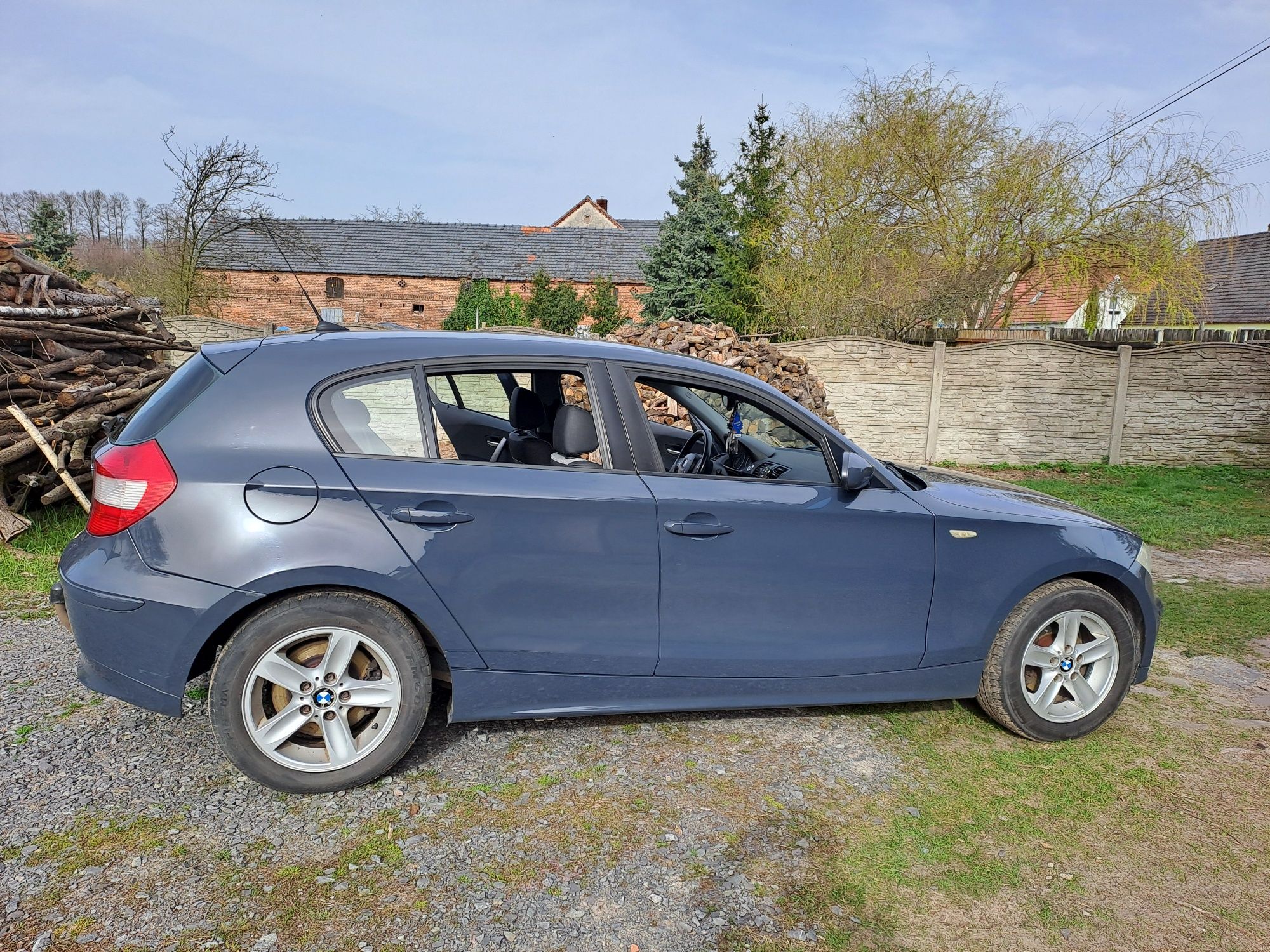 Sprzedam BMW Seri 1 e87