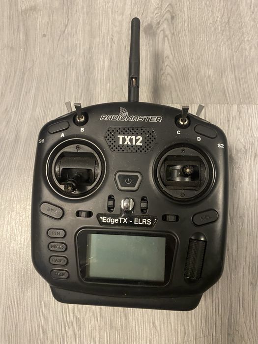 RadioMaster TX12