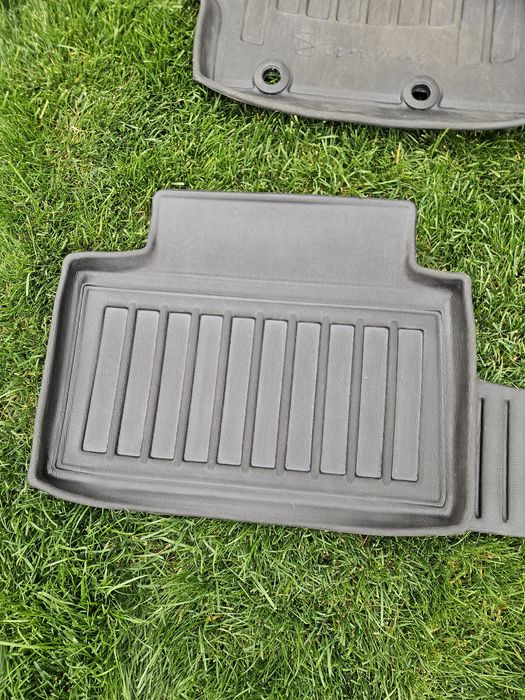 Коврики Toyota Yaris cross 3D line