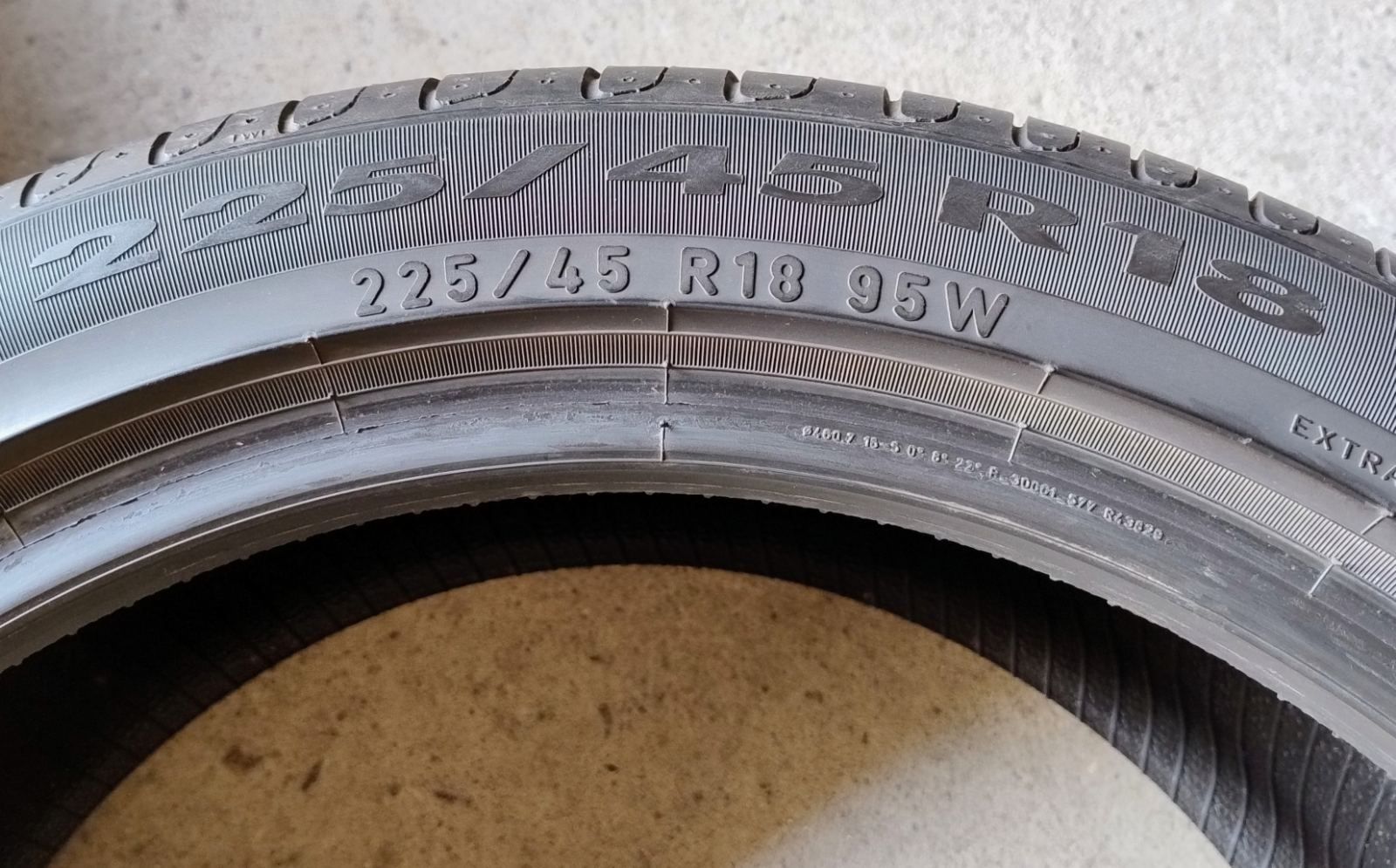 Резина R18 225/45 Pirelli Cinturato P7