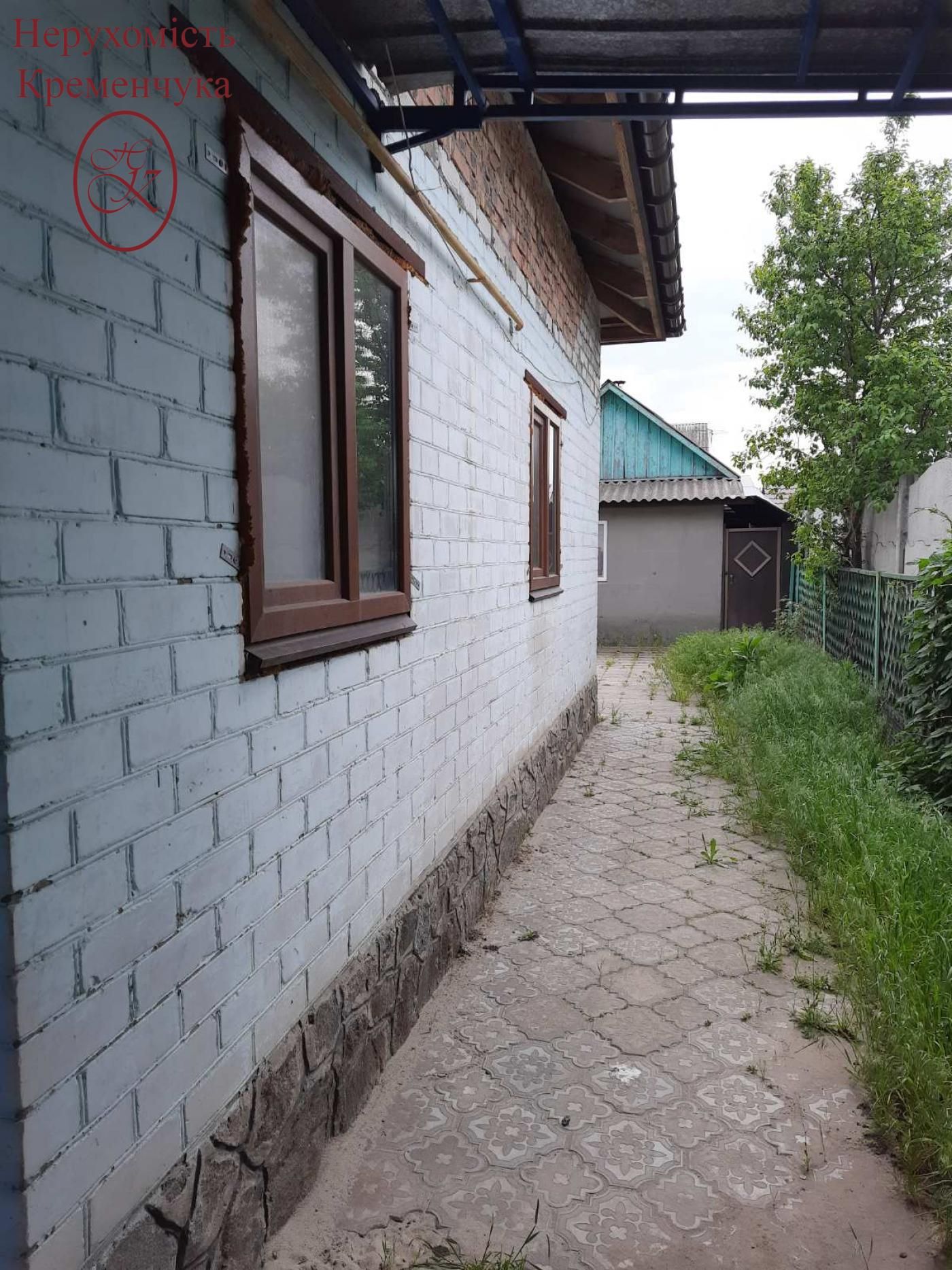 Продам будинок біля дитячої лікарні