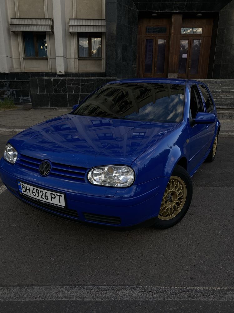 Продам Golf 4 1.6