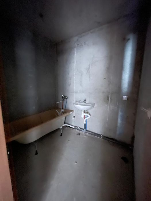 Продам 1 к  44 кв ЖК НАВИГАТОР -2  ул.Каноплянская 22 м.Оболонь