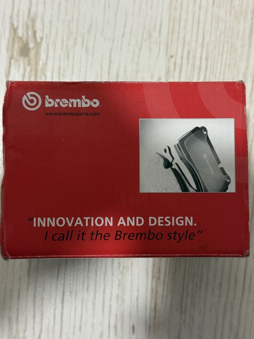 Гальмівні колодки Brembo P 54 031 оригінал